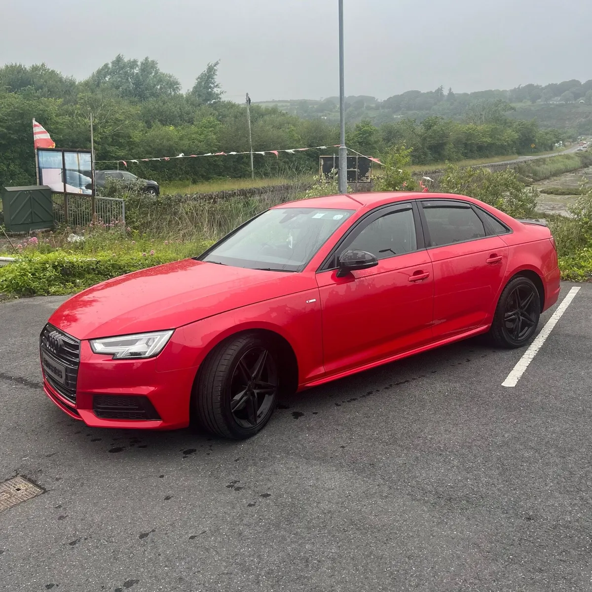 Audi A4 S-Line Automatic - Image 3