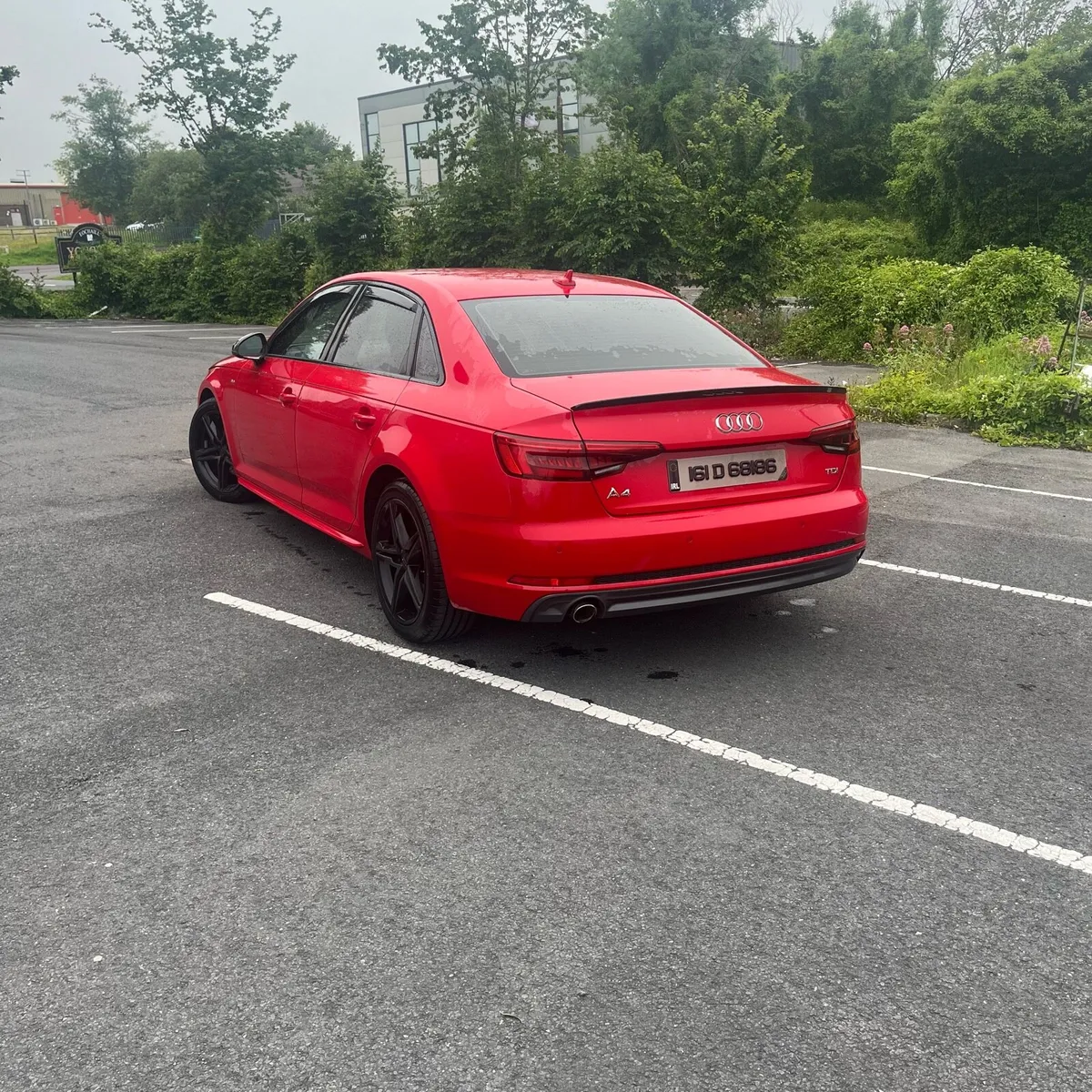 Audi A4 S-Line Automatic - Image 4