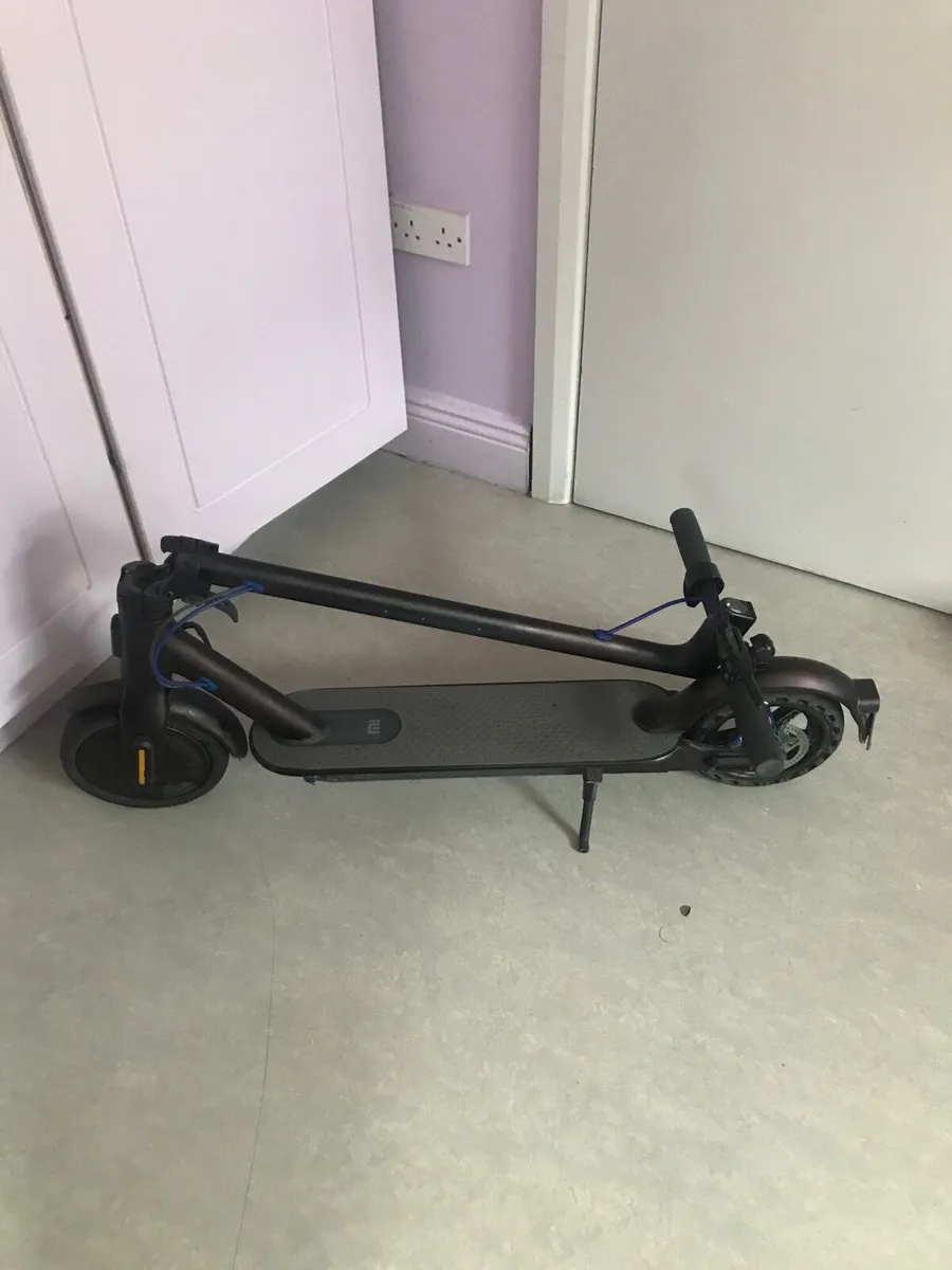 Electric Scooter - Image 4