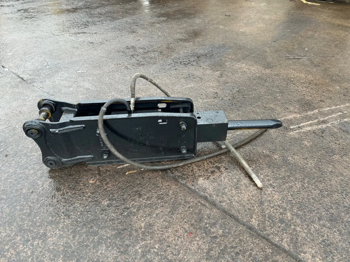 Rock Hammer, will fit ((45mm or 65mm pins)) - Image 2
