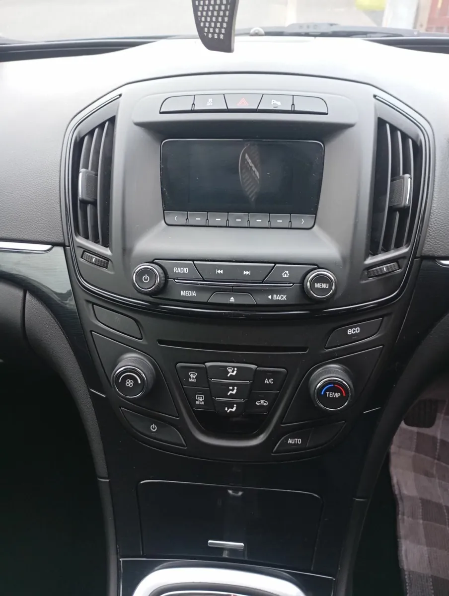 Vauxhall Insignia 2015 - Image 4