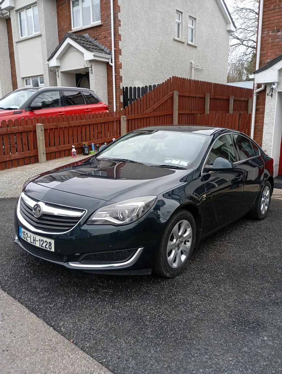 Vauxhall Insignia 2015 - Image 1
