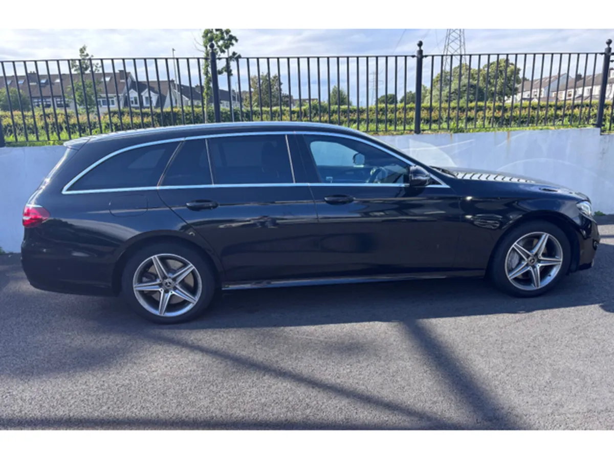 MERCEDES-BENZ E CLASS E300de AMG 306BHP ESTATE - Image 3