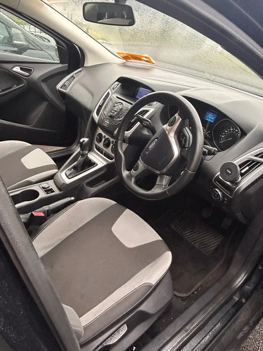 Ford Focus - Image 4