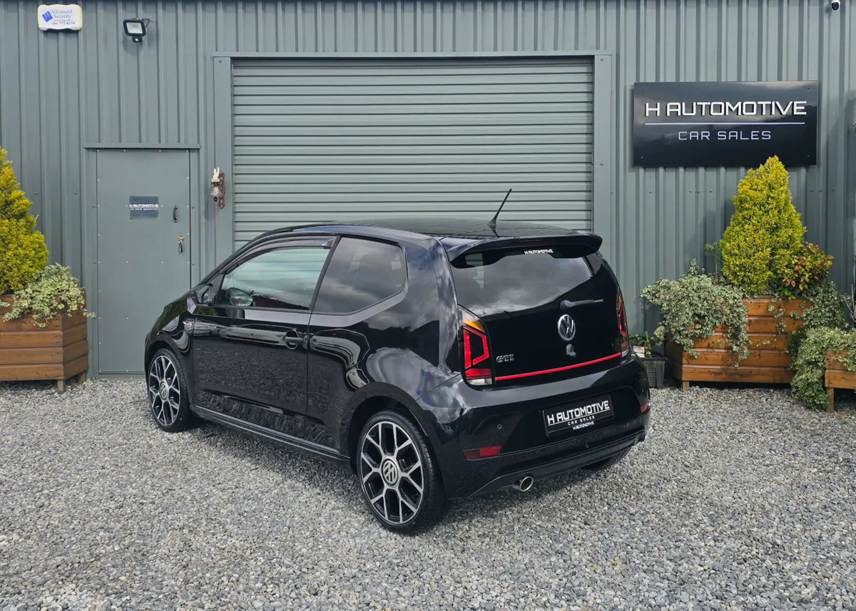 2018 VOLKSWAGEN Up! GTI 6-SPEED MANUAL - Image 3