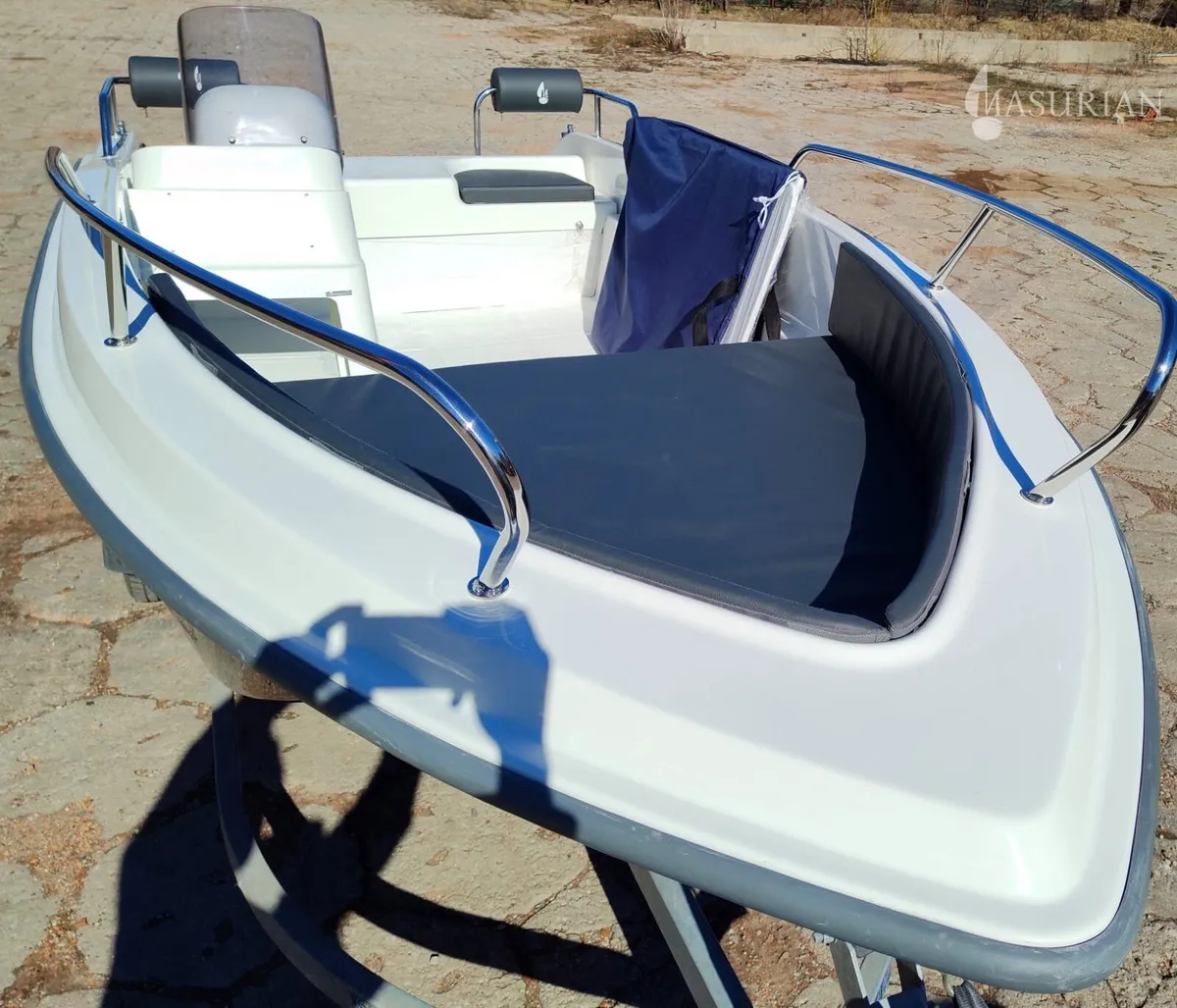 Majestic Masurian Boat - Image 1