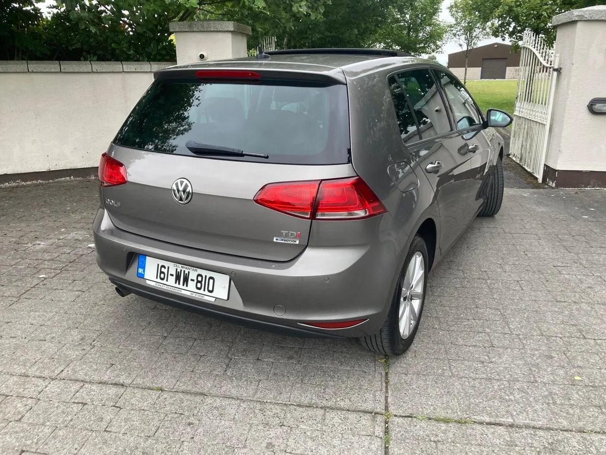 2016 Volkswagen Golf 1.6 Tdi Lounge Model - Image 4