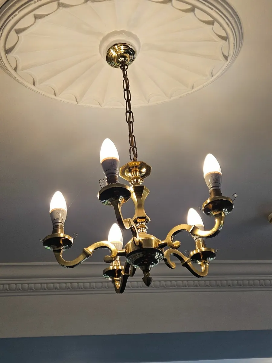 Brass light fittings - Image 1