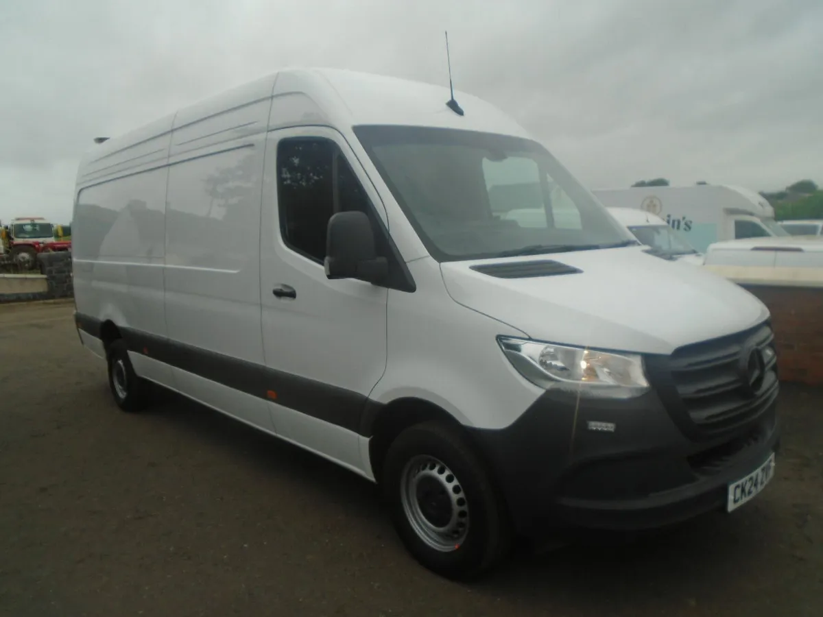2024 Mercedes-Benz Sprinter 315CDI LWB HR - Image 1