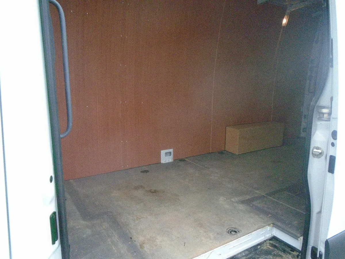 2024 Mercedes-Benz Sprinter 315CDI LWB HR - Image 4
