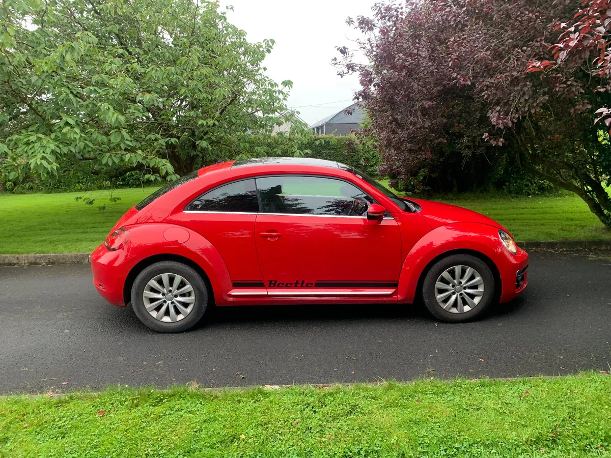 Volkswagen Beetle 2018 - Image 1