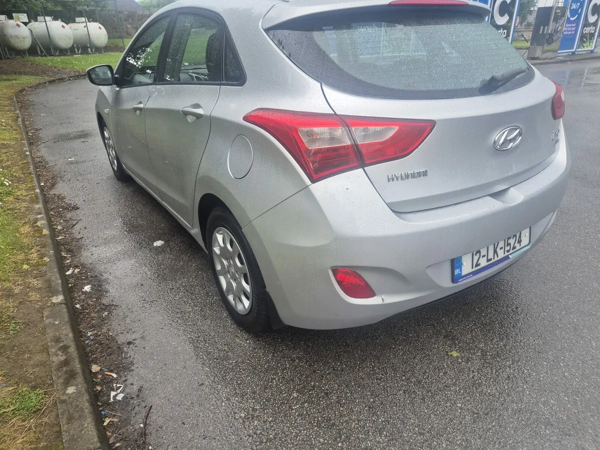 HYUNDAI i30   1.4 Diesel (very low milage) - Image 3