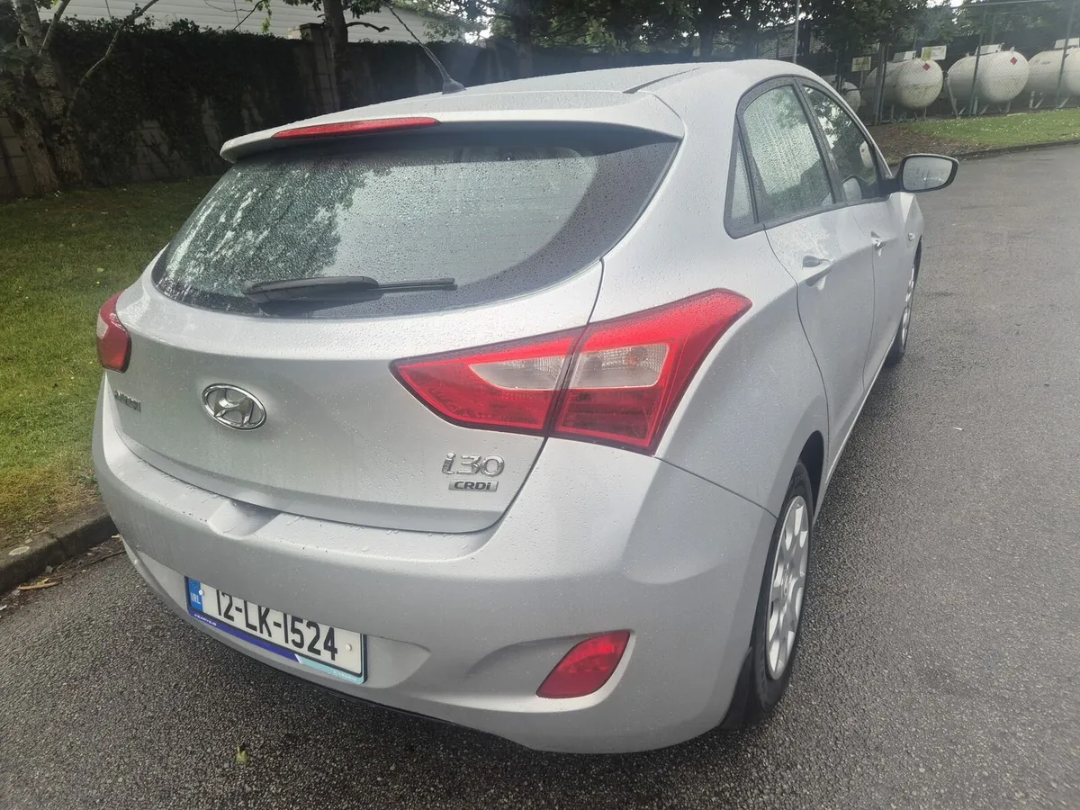 HYUNDAI i30   1.4 Diesel (very low milage) - Image 4