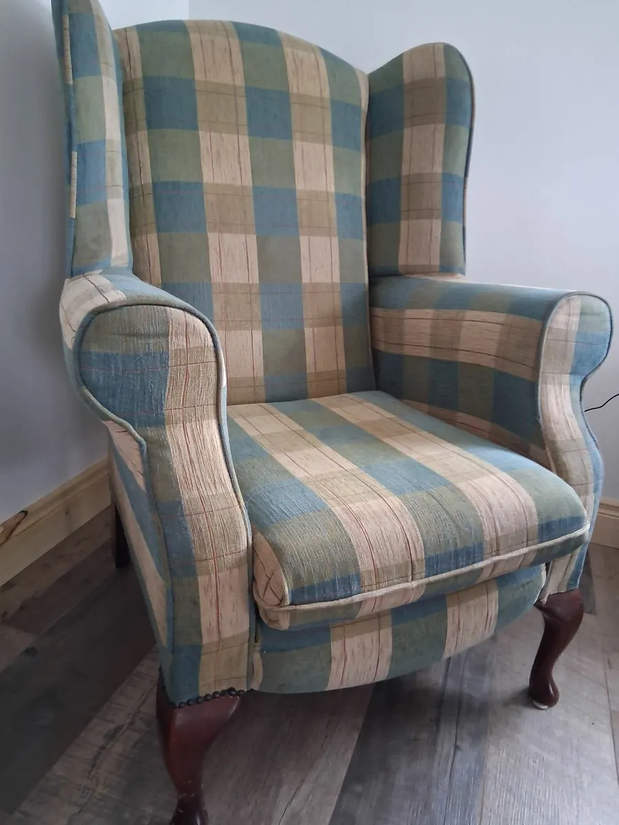 Fireside chair - Image 3