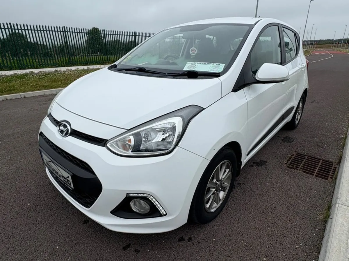 Hyundai i10 Deluxe 4DR, Bluetooth, Cruise Control, - Image 4