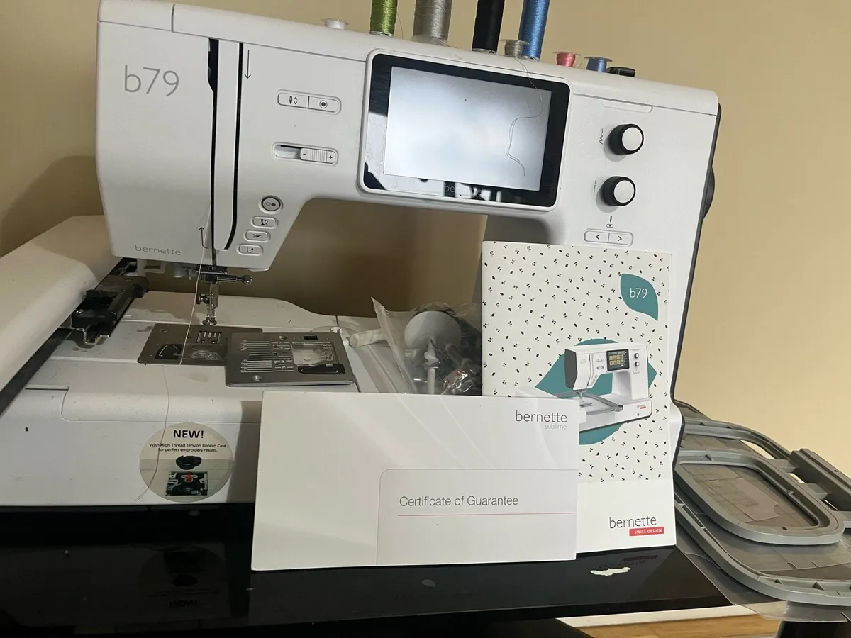 Embroidery machine - Image 1