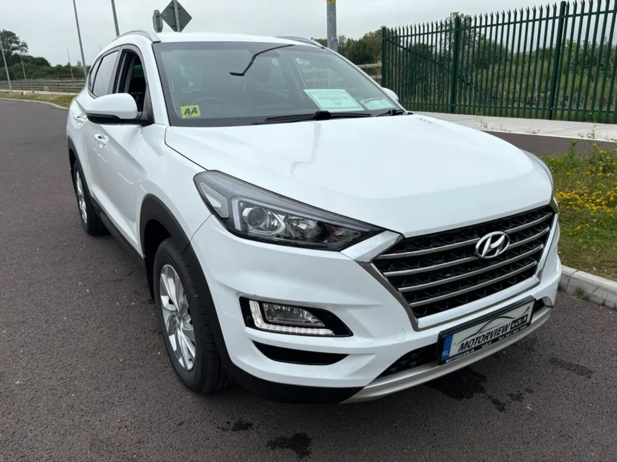 Hyundai Tucson Executive 1.6 Diesel Very Low Kms S - Image 4