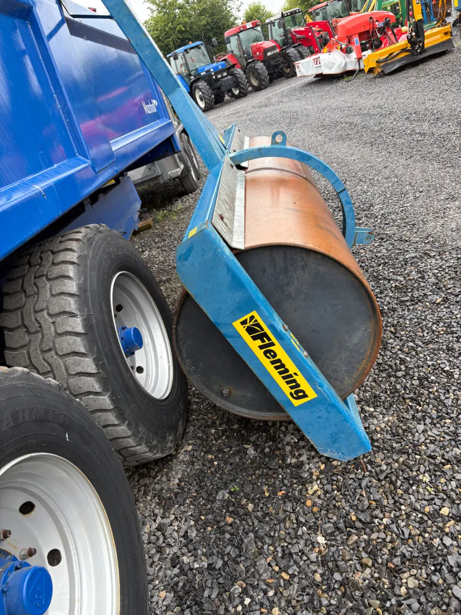 Fleming 8 foot Roller - Image 2