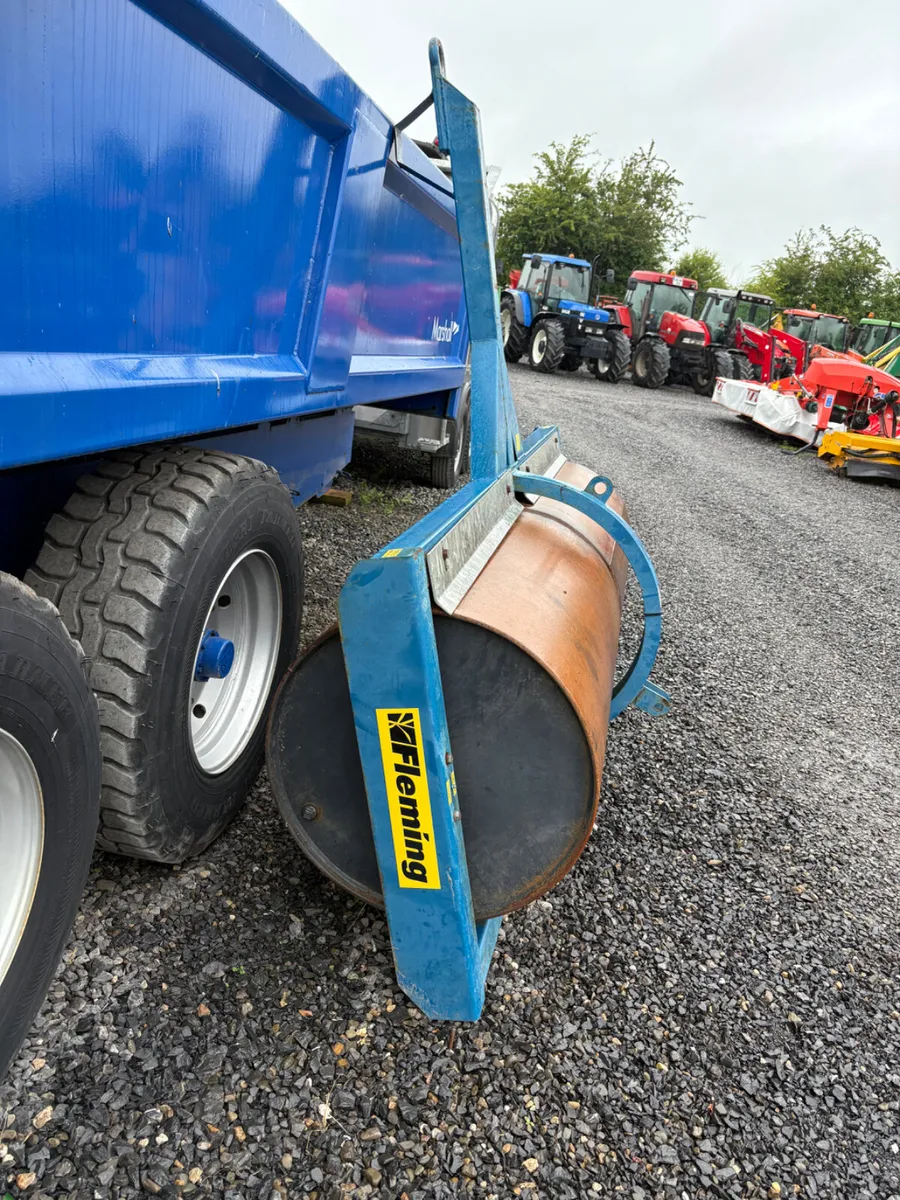 Fleming 8 foot Roller - Image 3