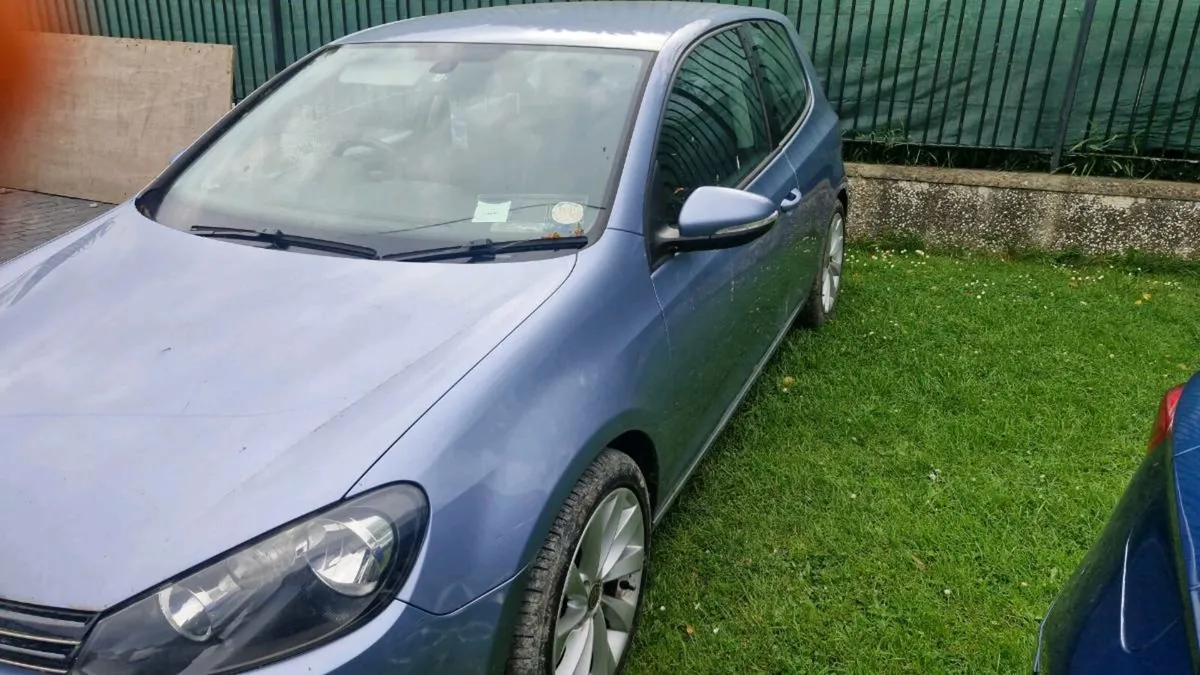 Vw 2010 golf (needs work) - Image 1