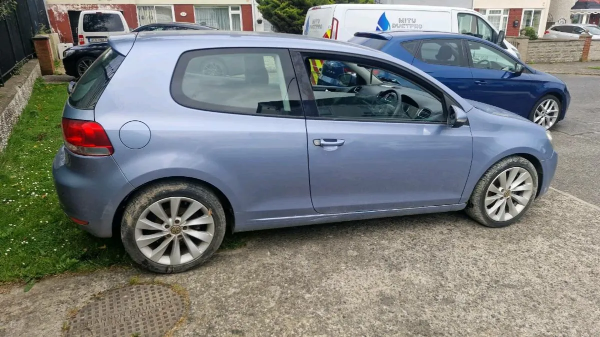 Vw 2010 golf (needs work) - Image 3