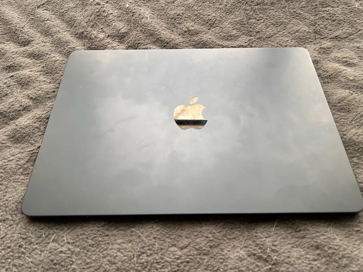 Macbook air 13’ (M4) - in warranty - Image 2