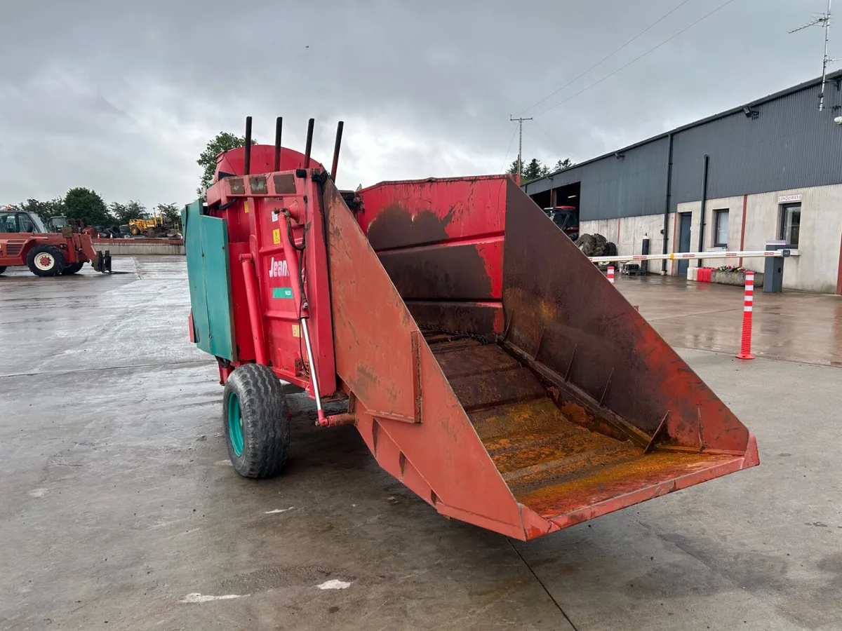 Jeantil P5800RE Straw Blower - Image 4