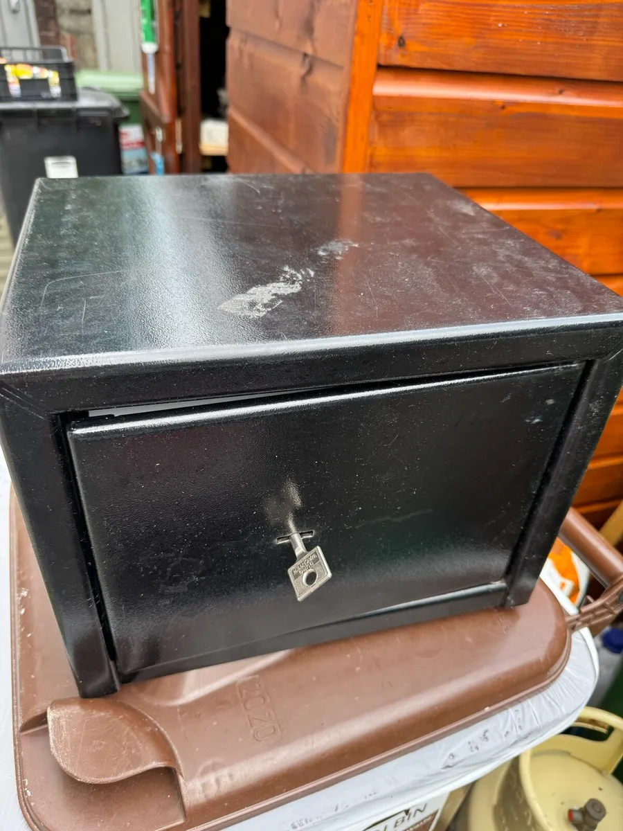 Watchter pure safe - Image 1