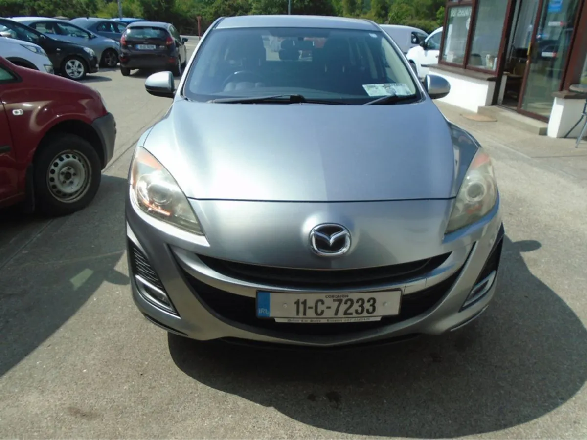 Mazda 3 1.6 D Sport 115PS 5DR - Image 3