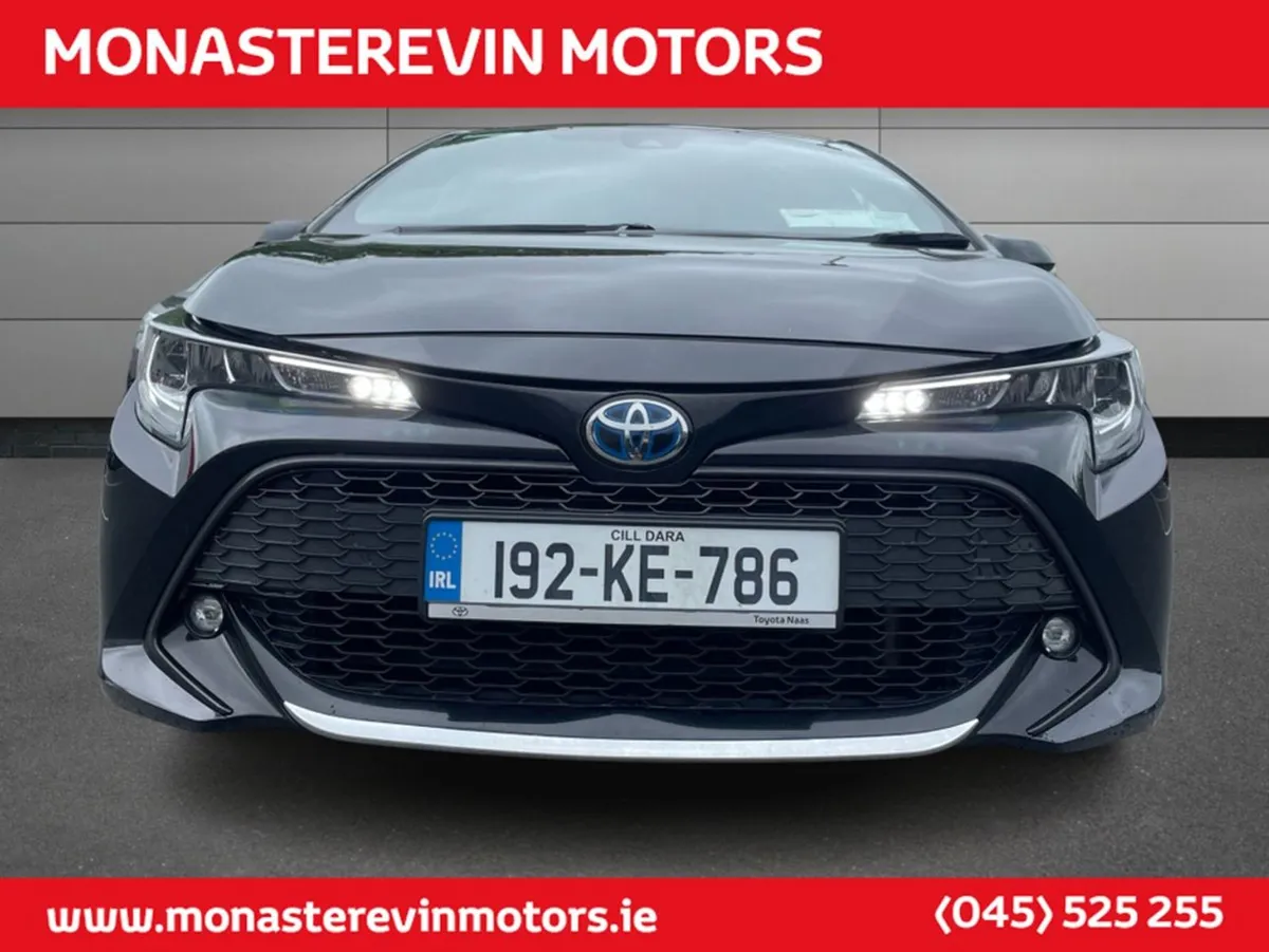 Toyota Corolla Luna H/B 4DR Auto Hybrid - Apple C - Image 4