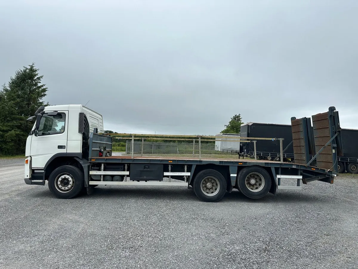 Volvo Other 2006 - Image 2