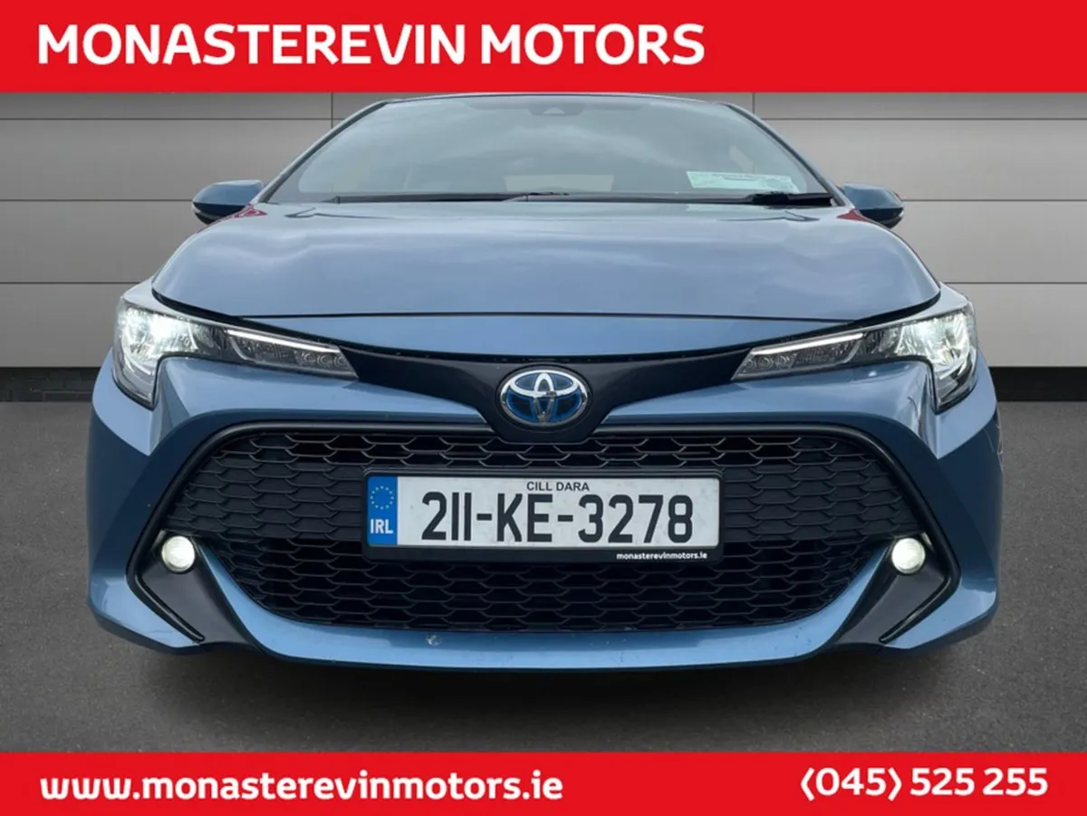 Toyota Corolla Hybrid Luna H/B 4DR Auto - Apple C - Image 4