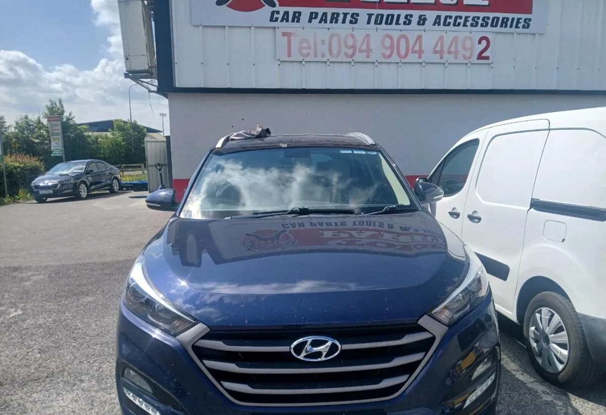 Car - Image 1