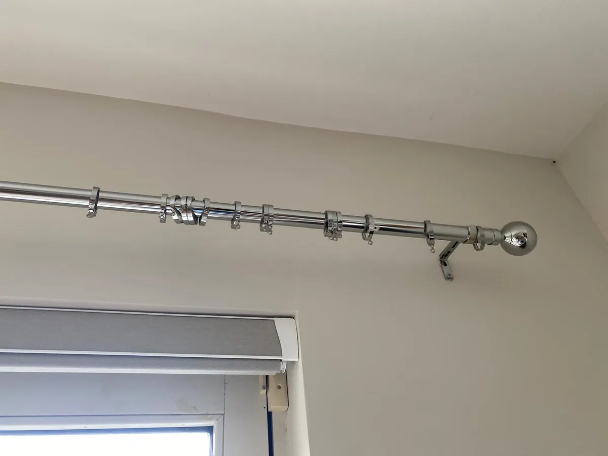Curtain rail - Image 3