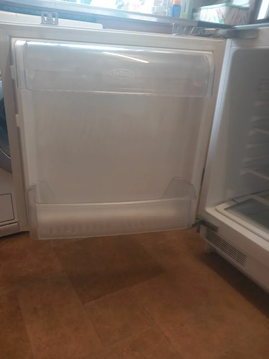 Under counter fridge - Image 2