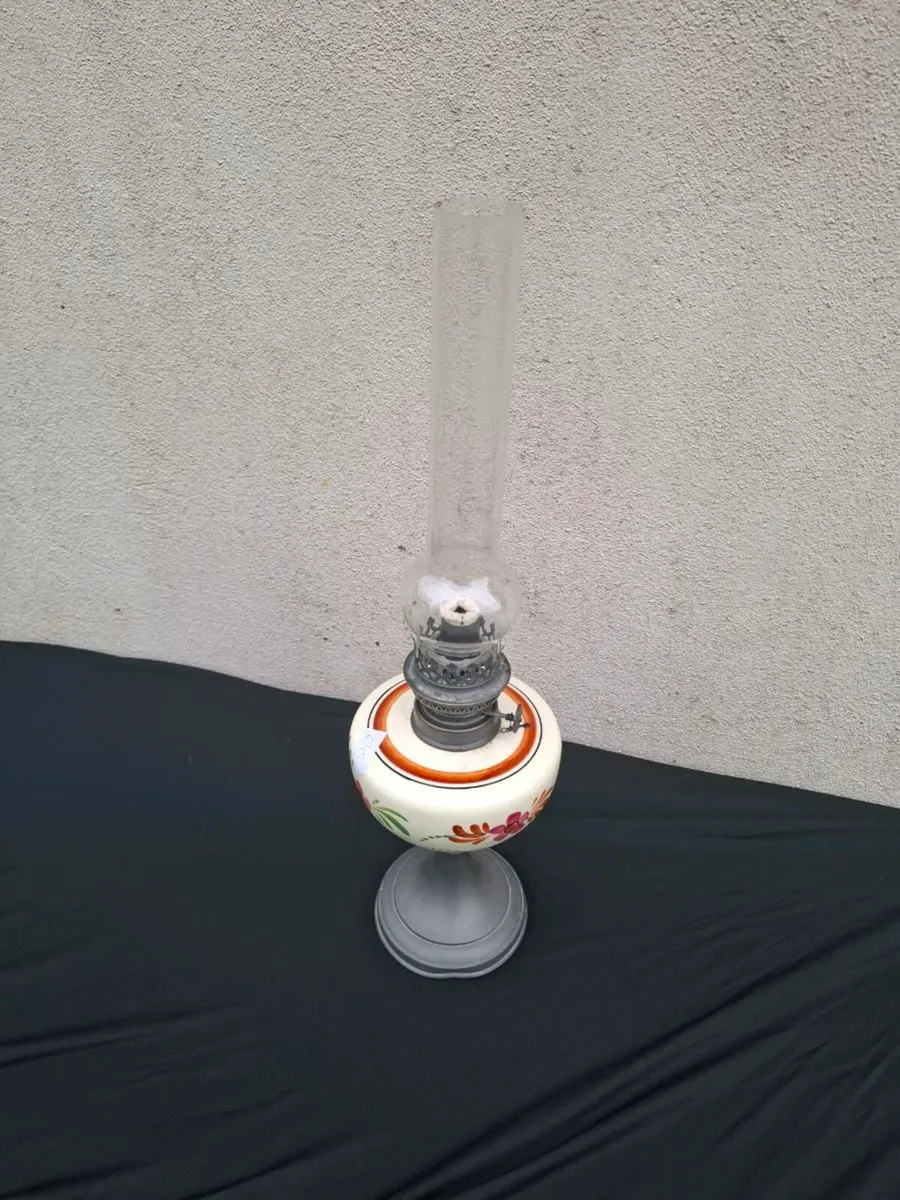 Old pewter oil lamp postage possible - Image 1