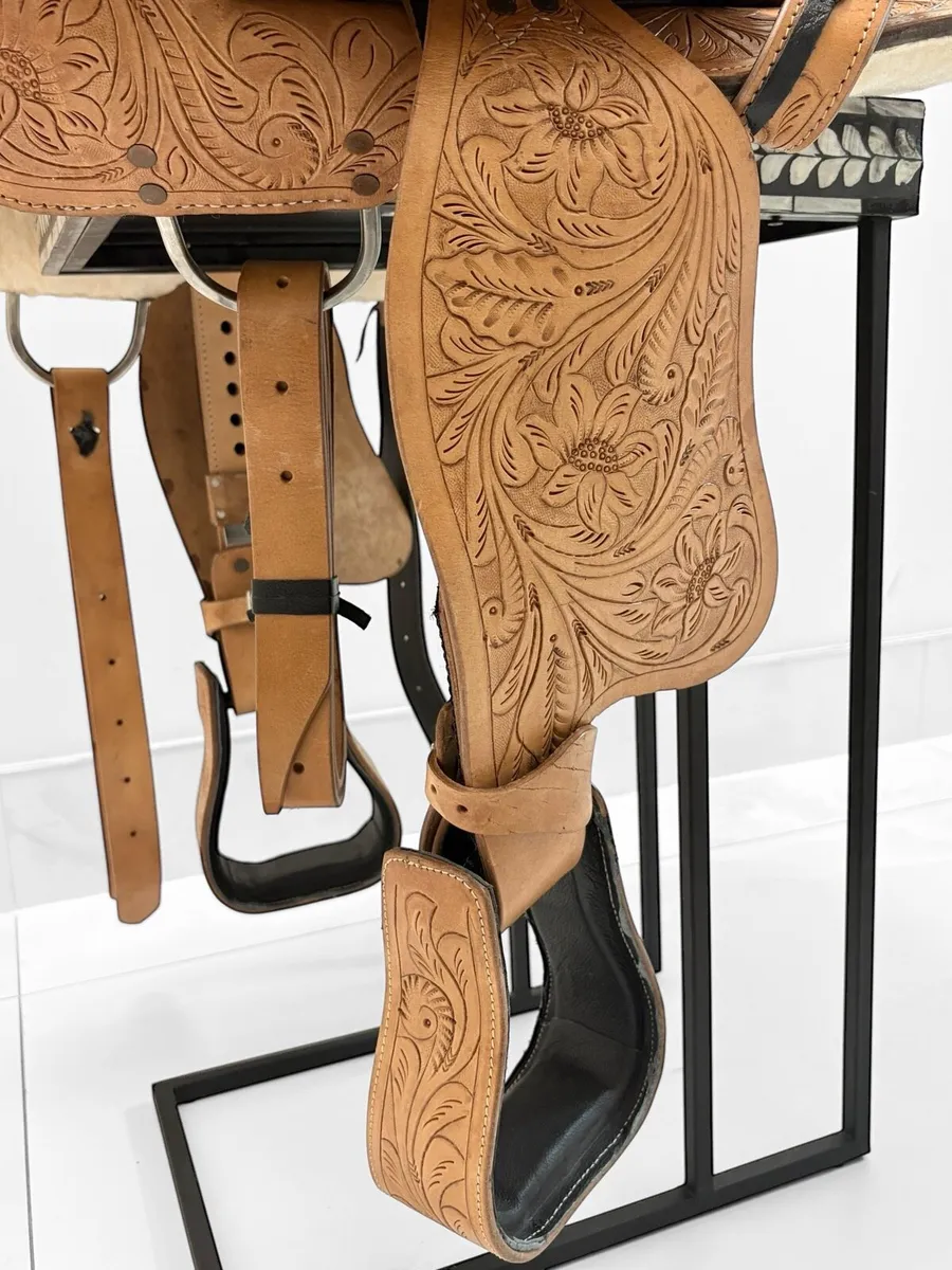Saddle - Image 2