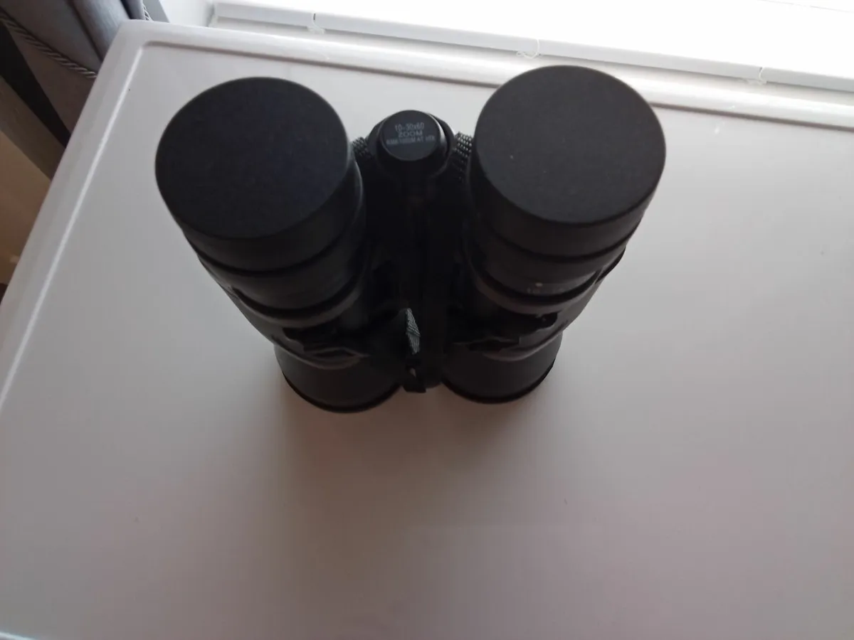 Zoom Binoculars 10-30x60. - Image 3