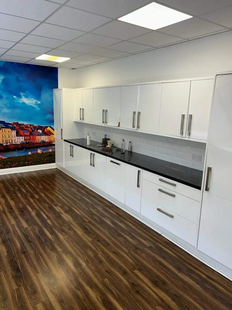 Kitchen - Image 1