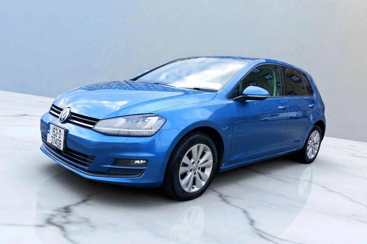 VW Golf 152 AUTO IMMBLOSER REVERESE CAMERA 1.2 CC - Image 2