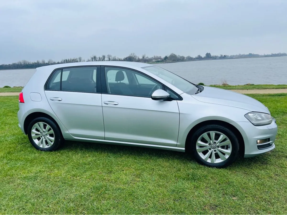 Volkswagen Golf 1.2 Petrol Low Mileage - Image 3