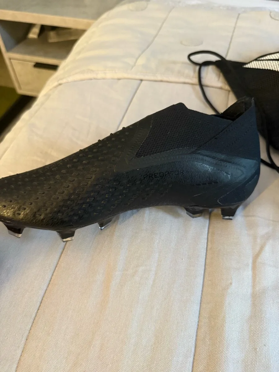 Adidas black predators - Image 2