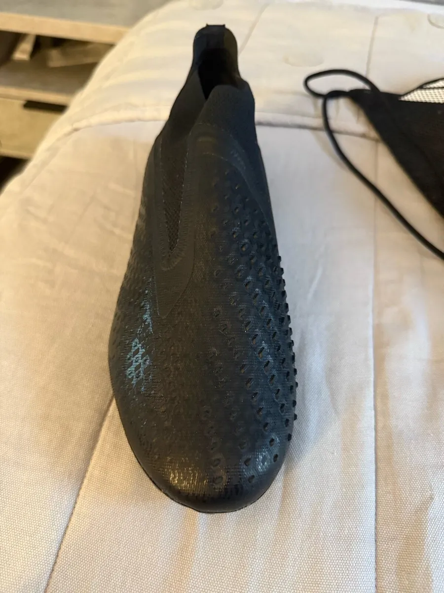 Adidas black predators - Image 3