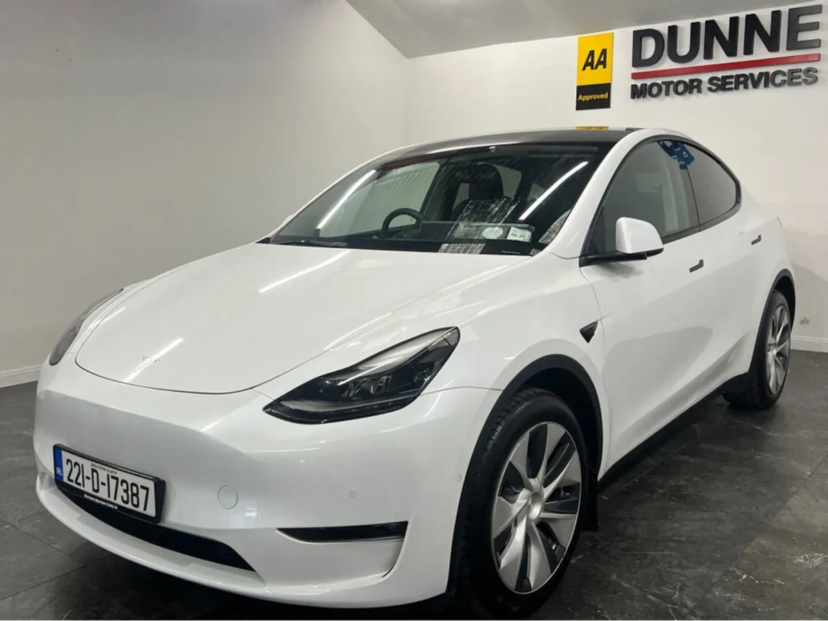 Tesla Model Y PAN Roof long Range AWD Bzb3s5t3 5D - Image 4