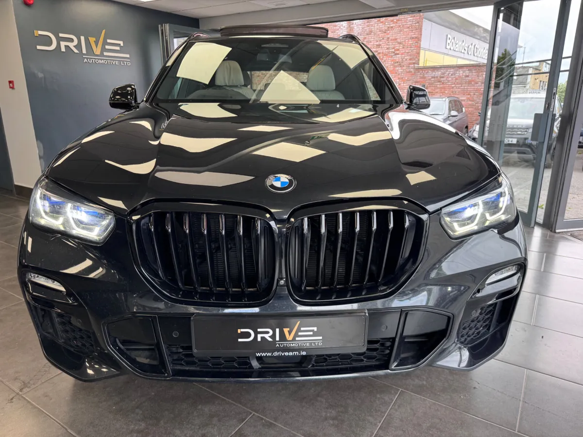 BMW X5 2021 45E M-Sport***Mega Spc*** - Image 4