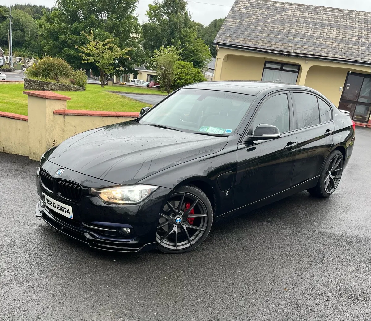 BMW 3-Series 2016 - Image 1
