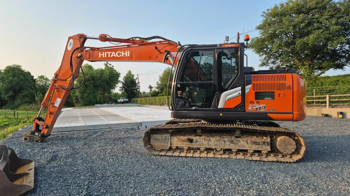 DIGGER - Image 1