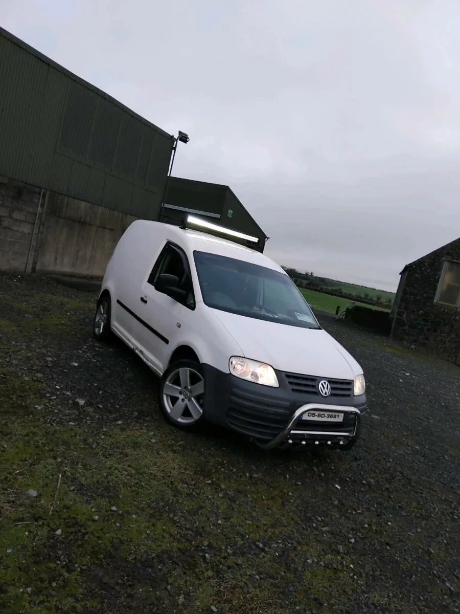 1.9 Caddy - Image 4