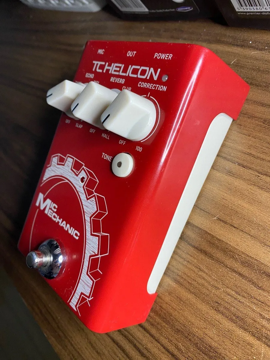 TC Helicon Mic Mechanic 2 Vocal Effects Pedal - Image 3