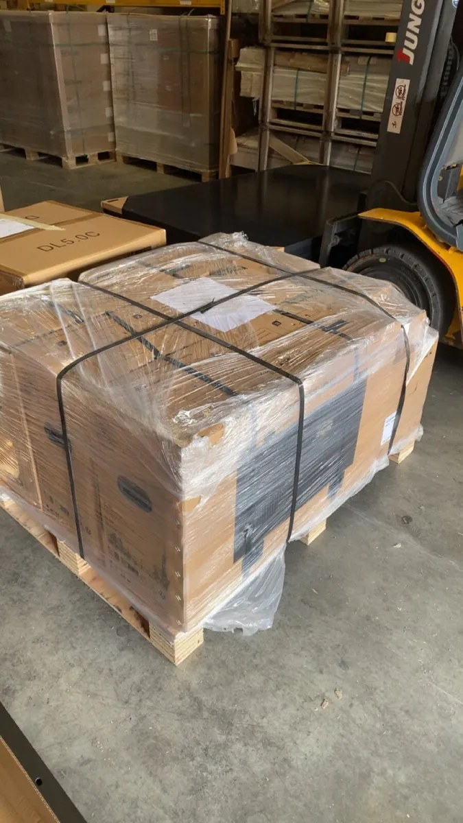 Full Solar Panel kit + 5.12kWh Battery - Image 3